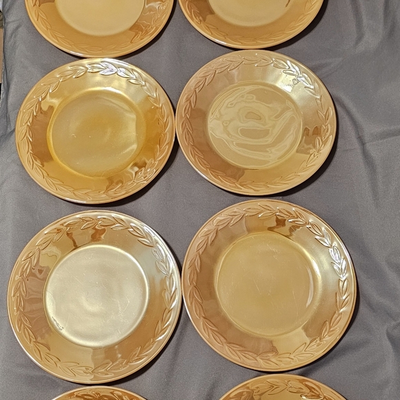 Vintage Fire King Anchor Hocking Peach Luster Laurel Leaf Plates - Picture 4 of 5